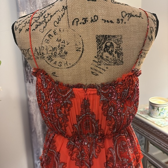 Banana Republic red paisley pleated ruffle midi wedding guest summer sundress 2 - Picture 5 of 8